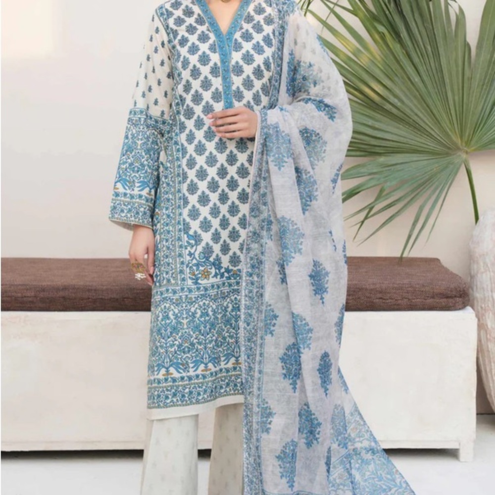 Unstitched 3 Pieces Limelight Blue and White Printed Set